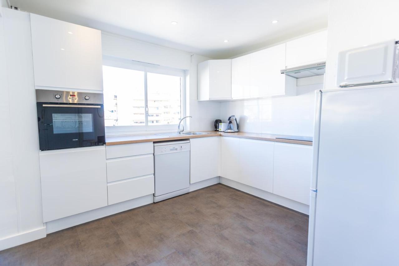 Superbe 100M2 - 2 Balcons - Proche Gare - Climatise Apartment Марсилия Екстериор снимка